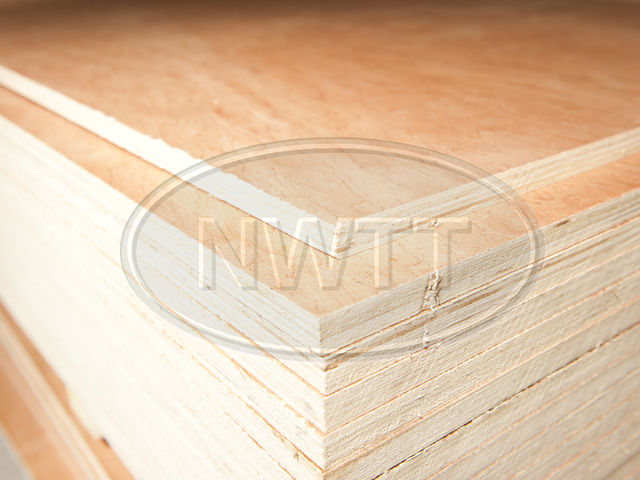 Chinese Hardwood Faced Plywood